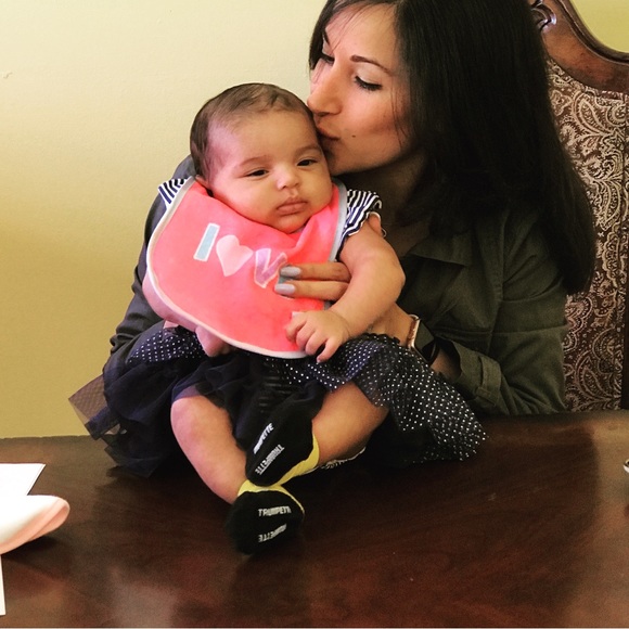 Meet your Posher, Mia - Picture 2 of 9